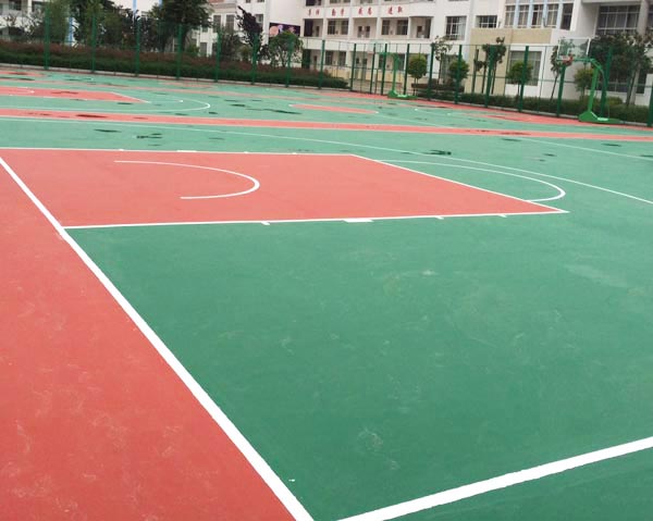 鲁甸县第三小学硅pu篮球场